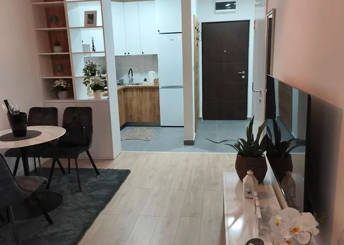 Diva Apartman, دوبوي