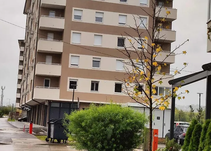 شقة Diva Apartman, *